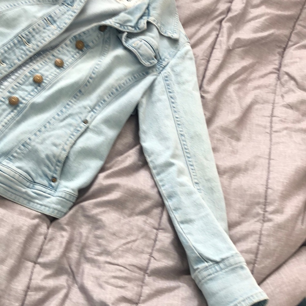 Jean jacket - Picture 2 of 6